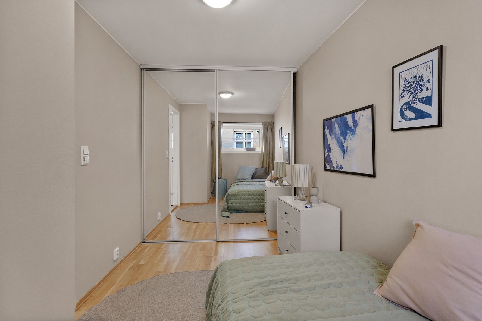 Velkommen inn til et av soverommene. Galleribilde