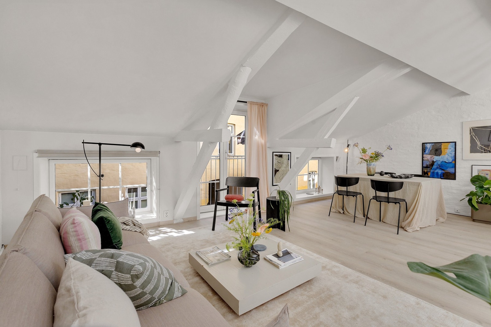 Velkommen opp i 2. etasje. Galleribilde