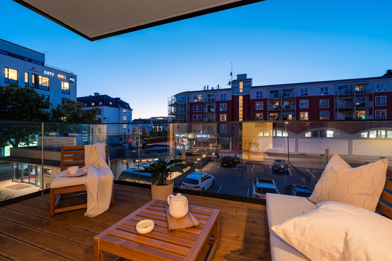 Kveldsbilde fra veranda Galleribilde