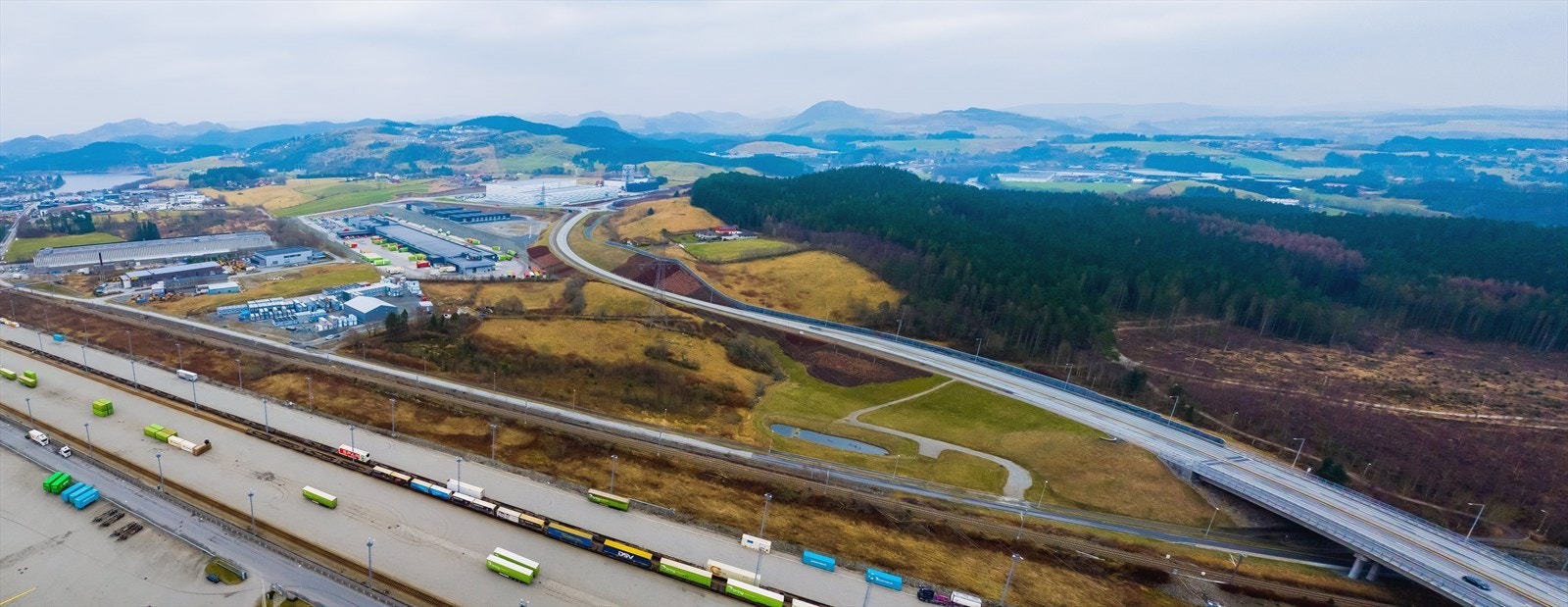 Photomerge2_fullres.jpg Galleribilde