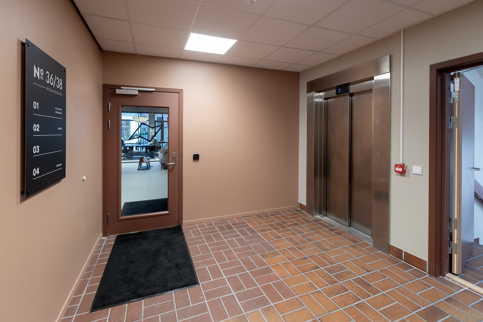 Bilder fra annet lokale i samme eiendom. Galleribilde