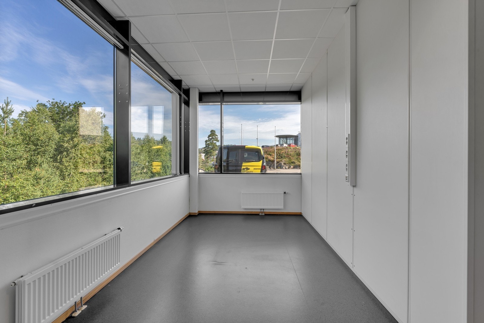 Kontor i 1. etasje. Galleribilde