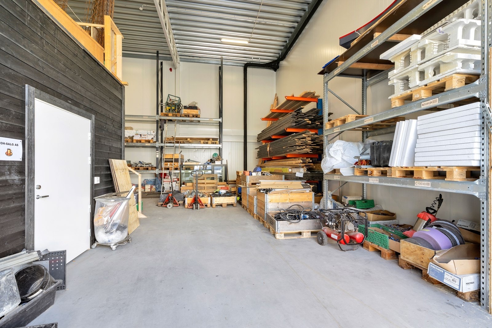 Seksjonen leveres i utgangspunktet som standard, men det er bygget en boks innvendig som kan fjernes om ønskelig Galleribilde