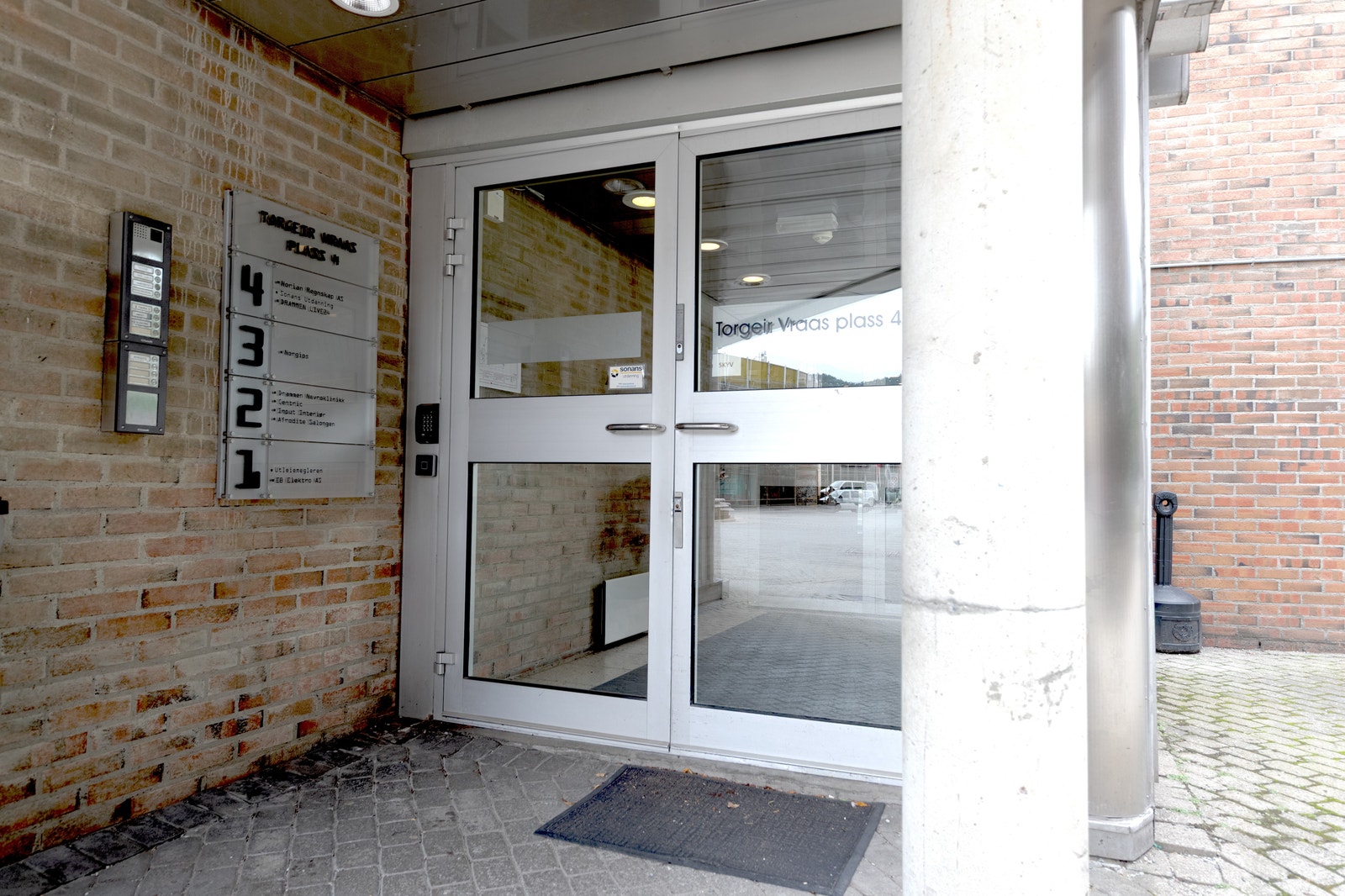 Inngang Torgeir Vraas Plass 4 Galleribilde