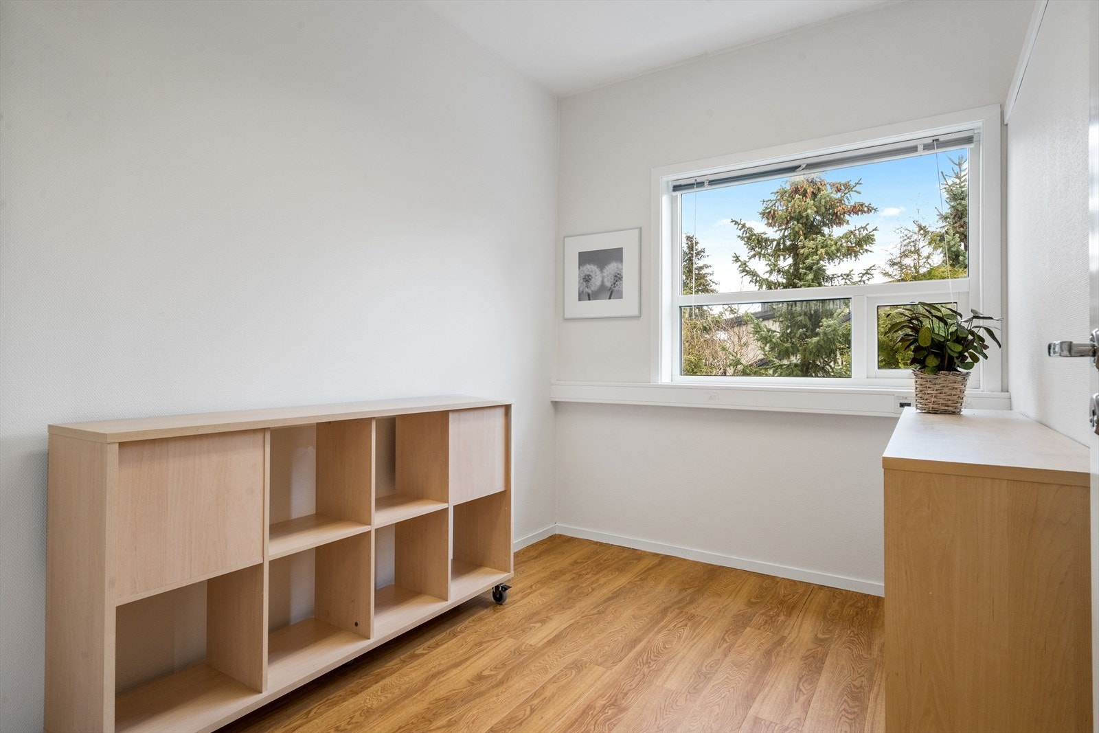 009_.jpg Galleribilde