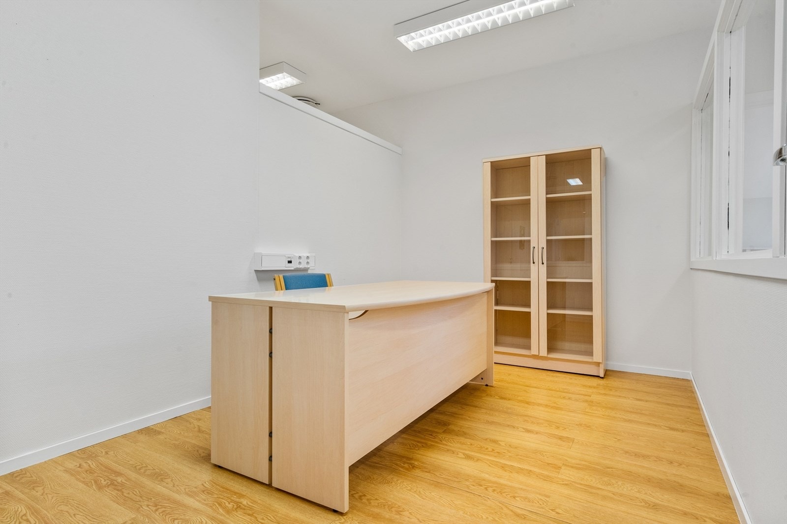 013_.jpg Galleribilde