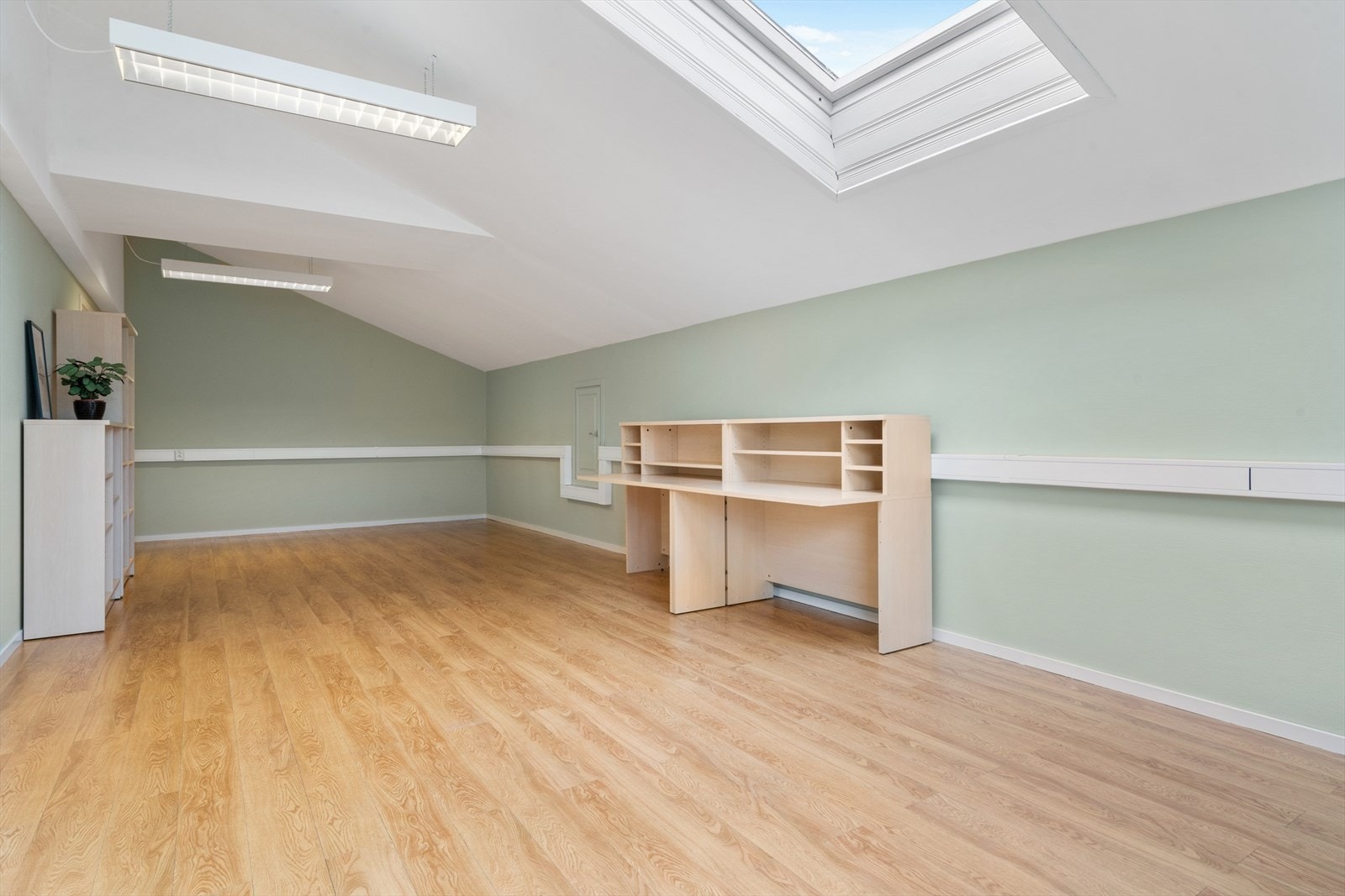 010_.jpg Galleribilde