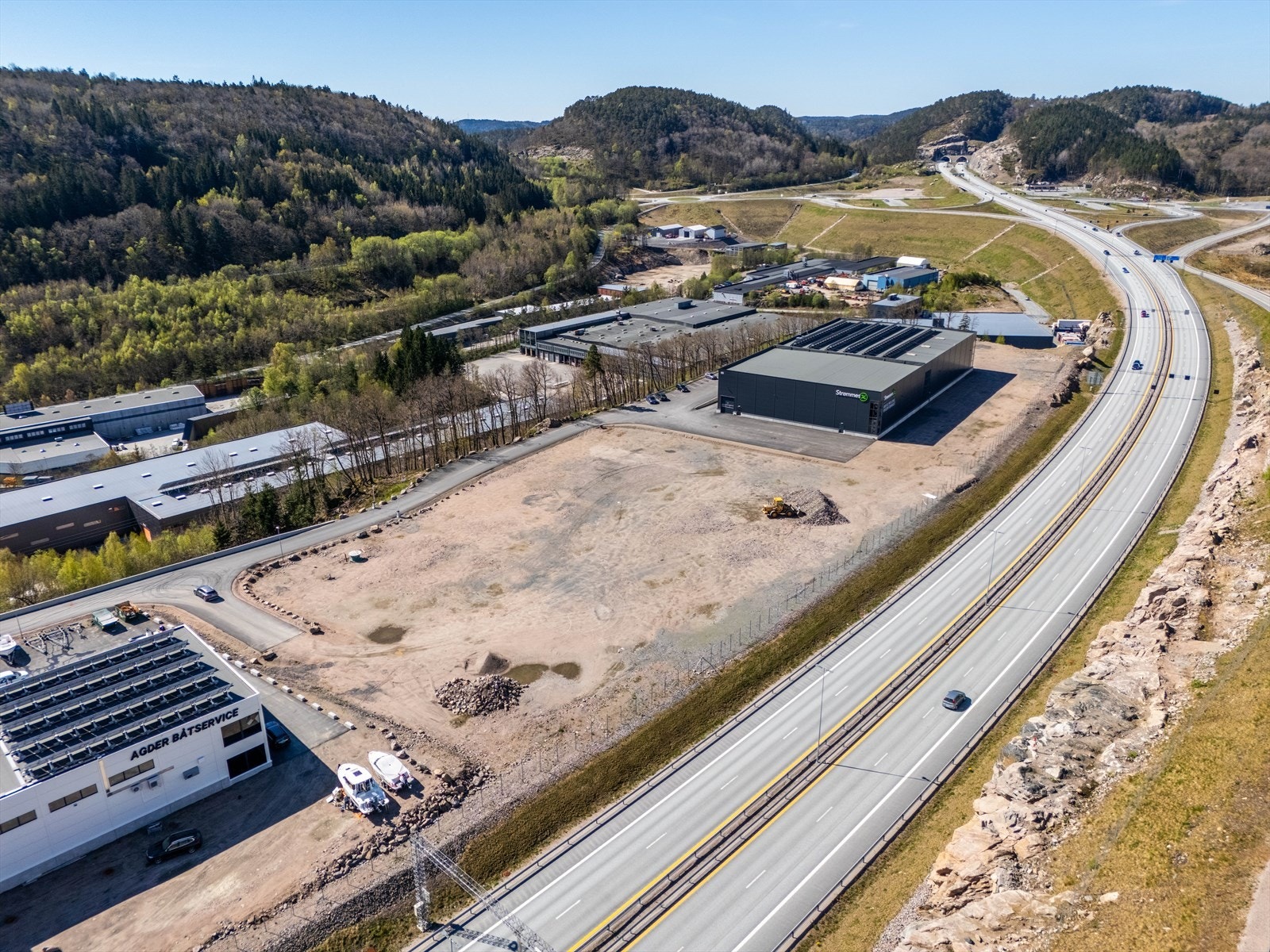 Eksponeringstomt med god infrastruktur og god utnyttelse Galleribilde