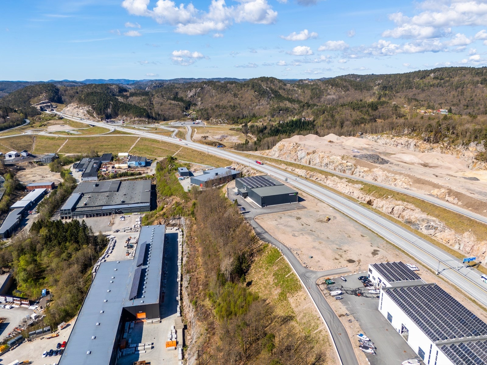 Meget god eksponeringstomt på ny E39 mellom Kristiansand og Mandal Galleribilde