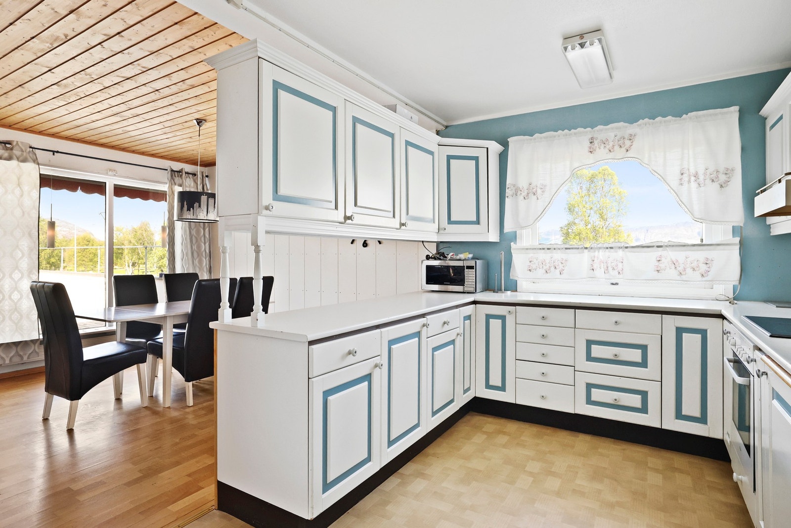 Leilighet 2.etg Galleribilde