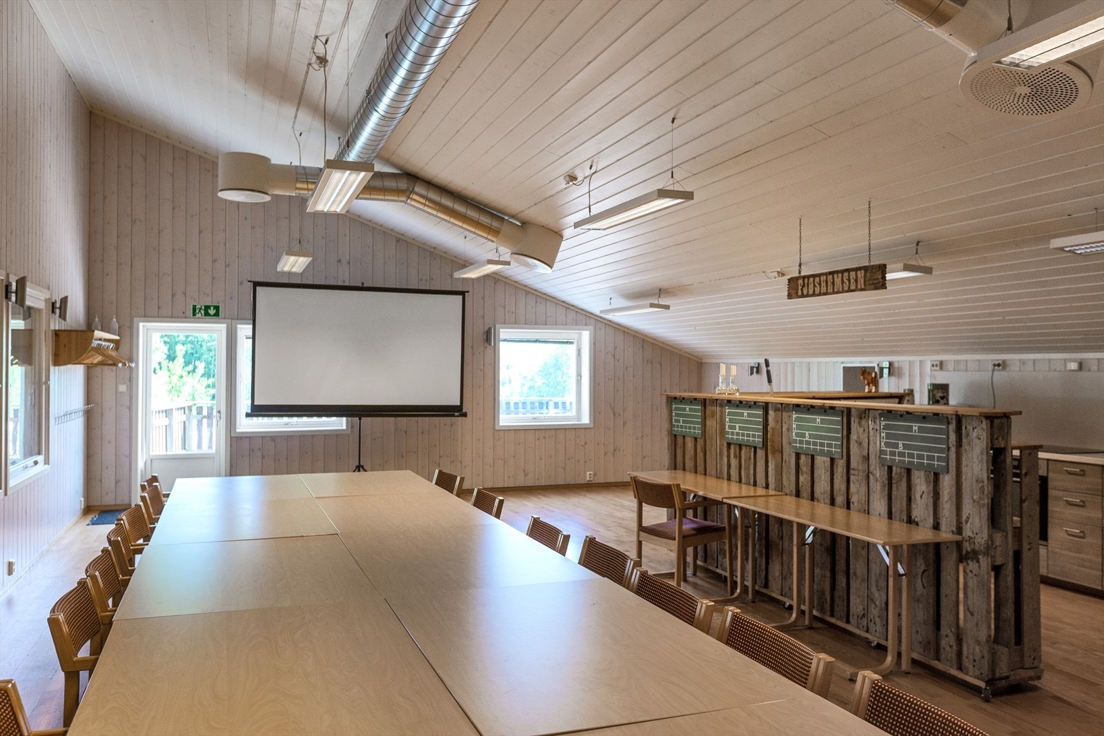 Fellesrom i fjøset Galleribilde