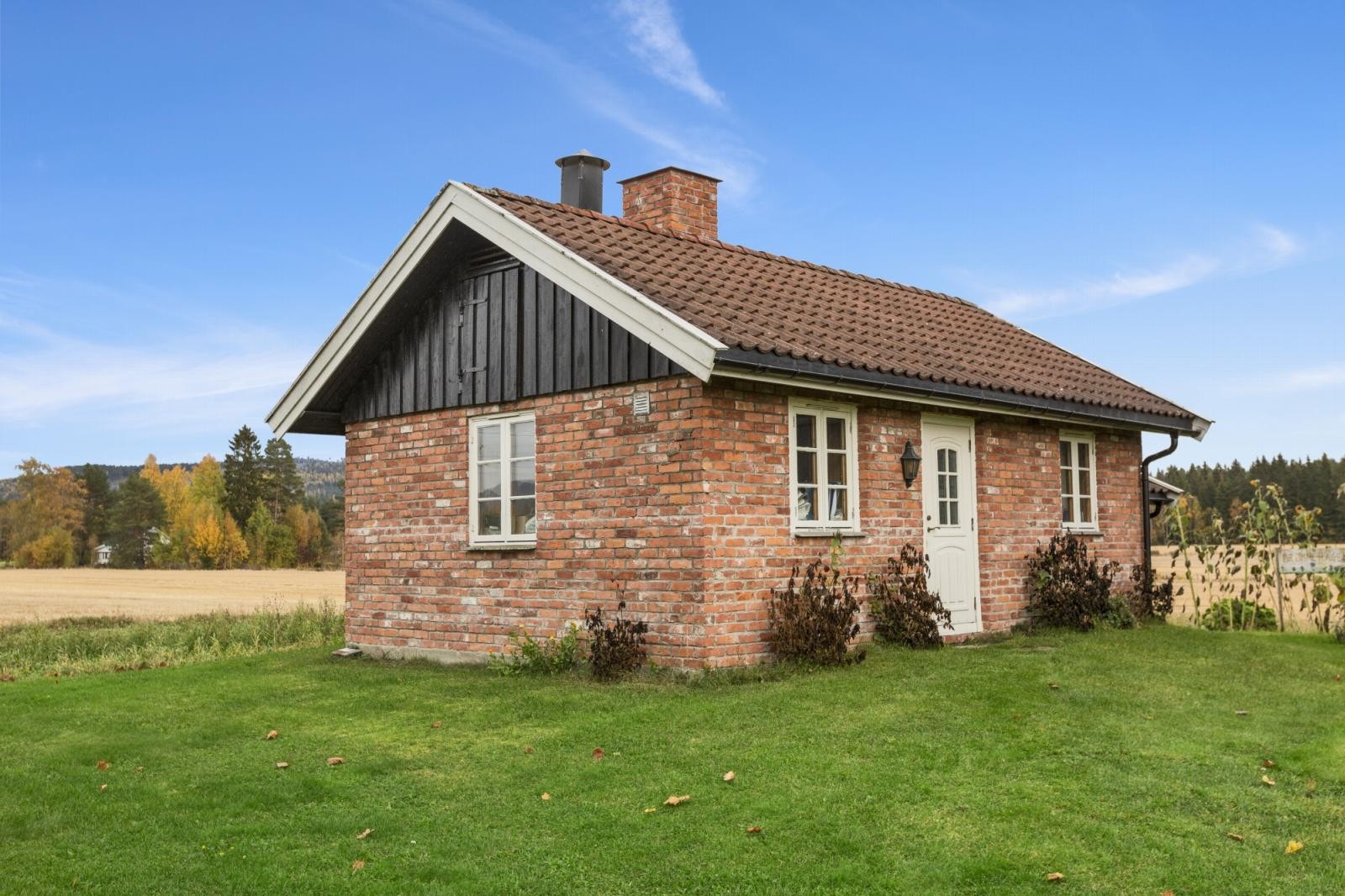 Kontorbygning med potetkjeller Galleribilde