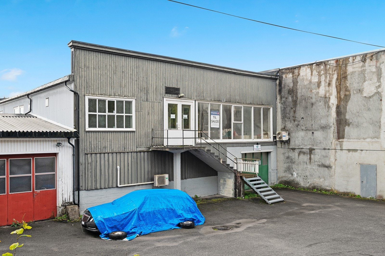 Inngangspartiet til seksjon 12 som ligger i 2 etasje. Galleribilde