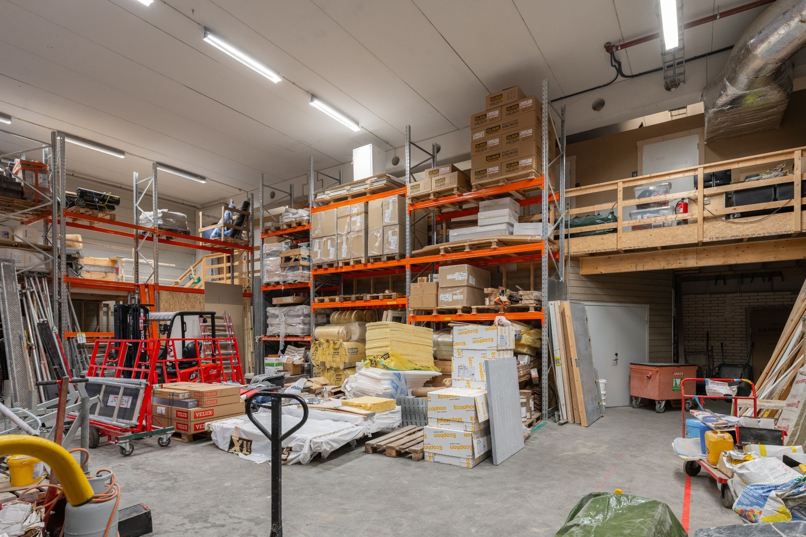 Lager på ca. 438 kvm Galleribilde