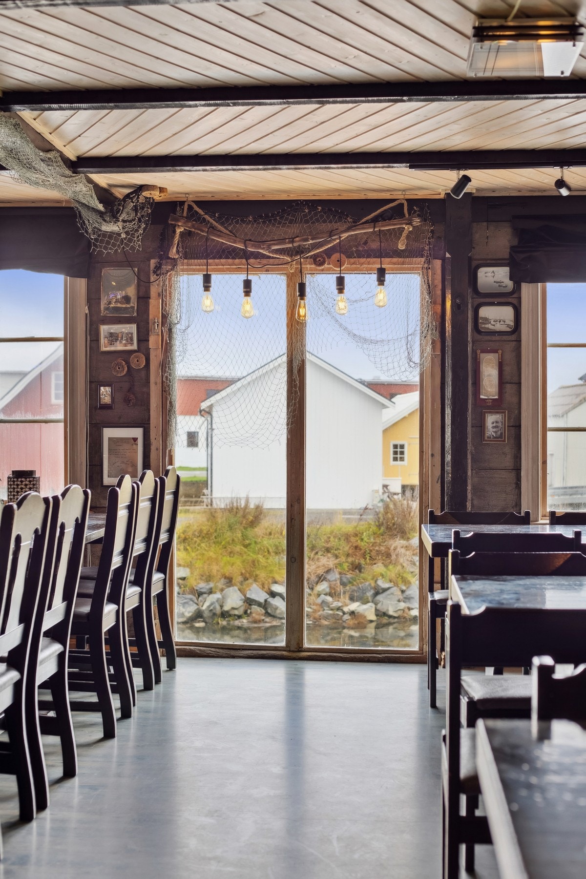 Innbydende serveringslokale Galleribilde