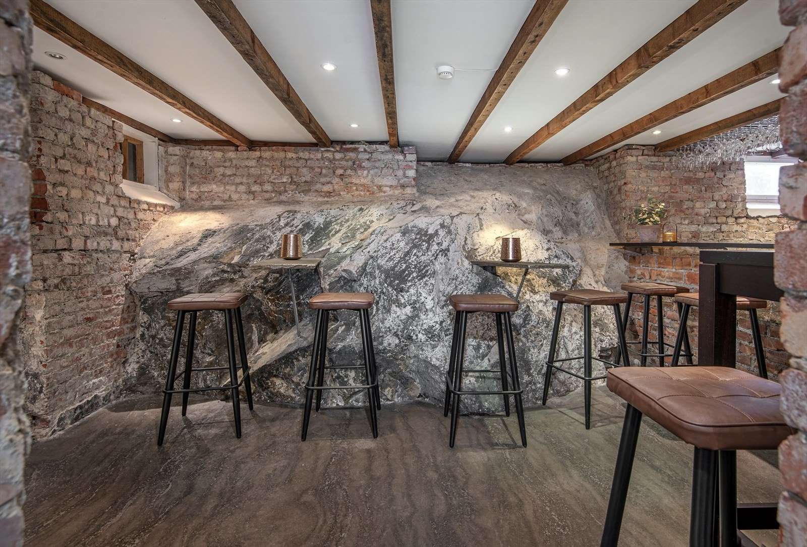 38 bar.jpg Galleribilde