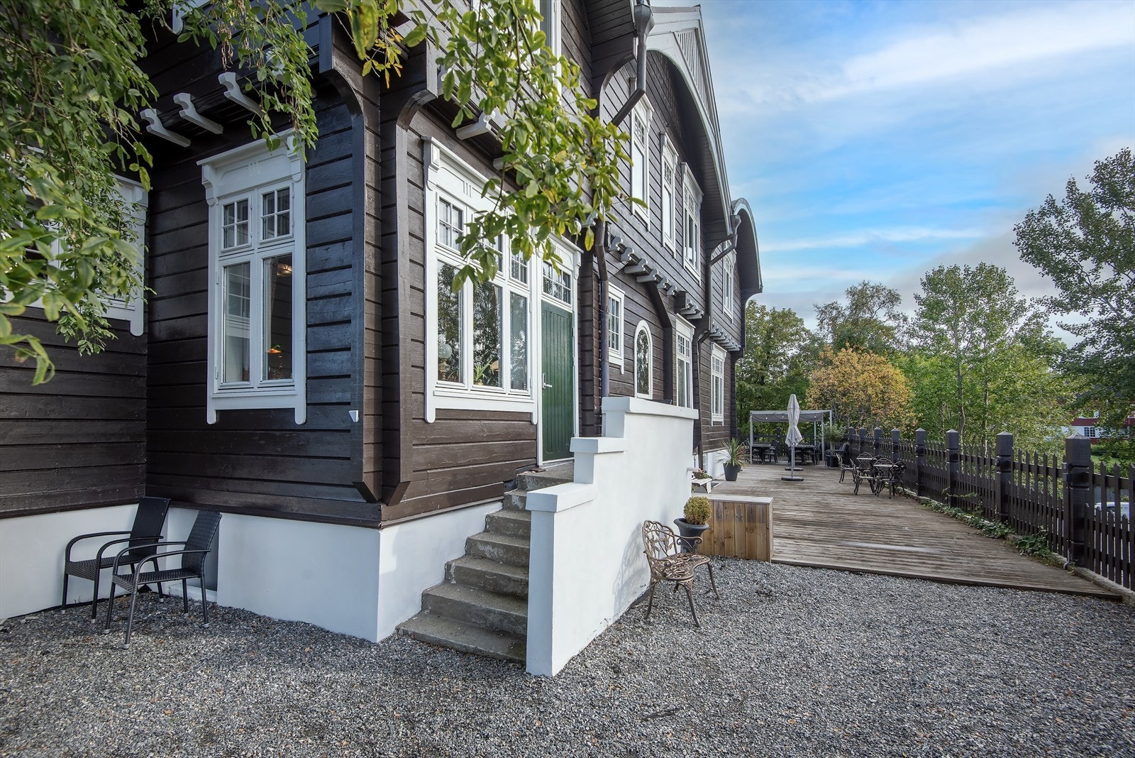 47 fasade terrasse.jpg Galleribilde