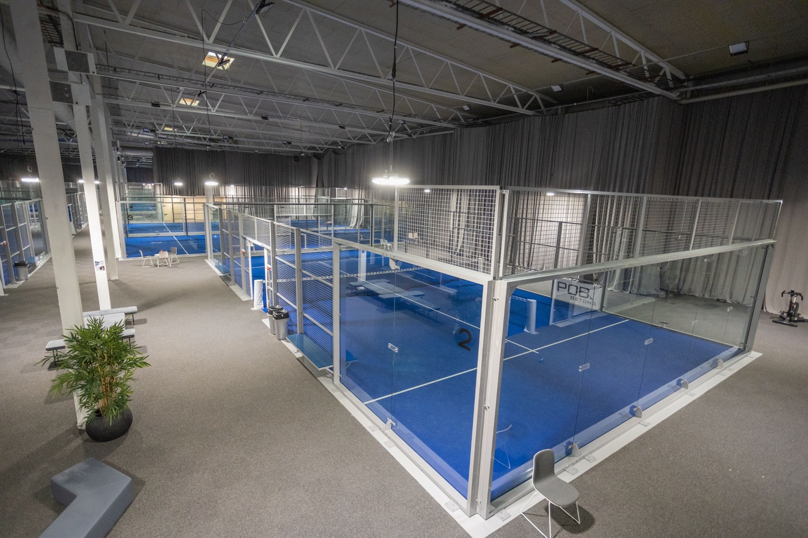 Det er i dag padelbaner i lokalene, disse fjernes for neste leietaker Galleribilde