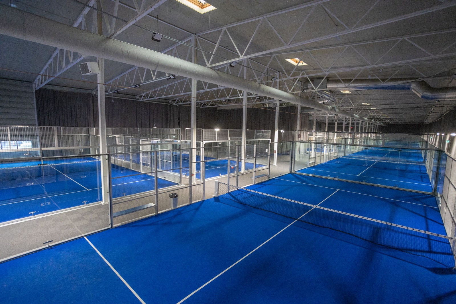 Det er i dag padelbaner i lokalene, disse fjernes for neste leietaker Galleribilde