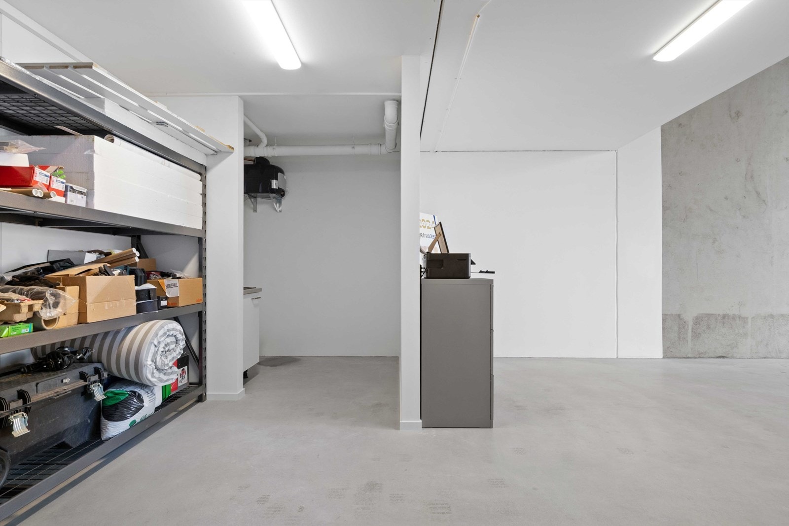 054.jpg Galleribilde