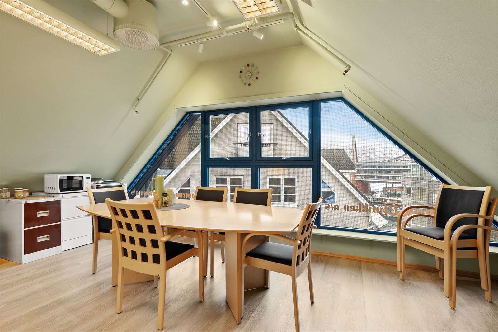 Spiserom. Galleribilde