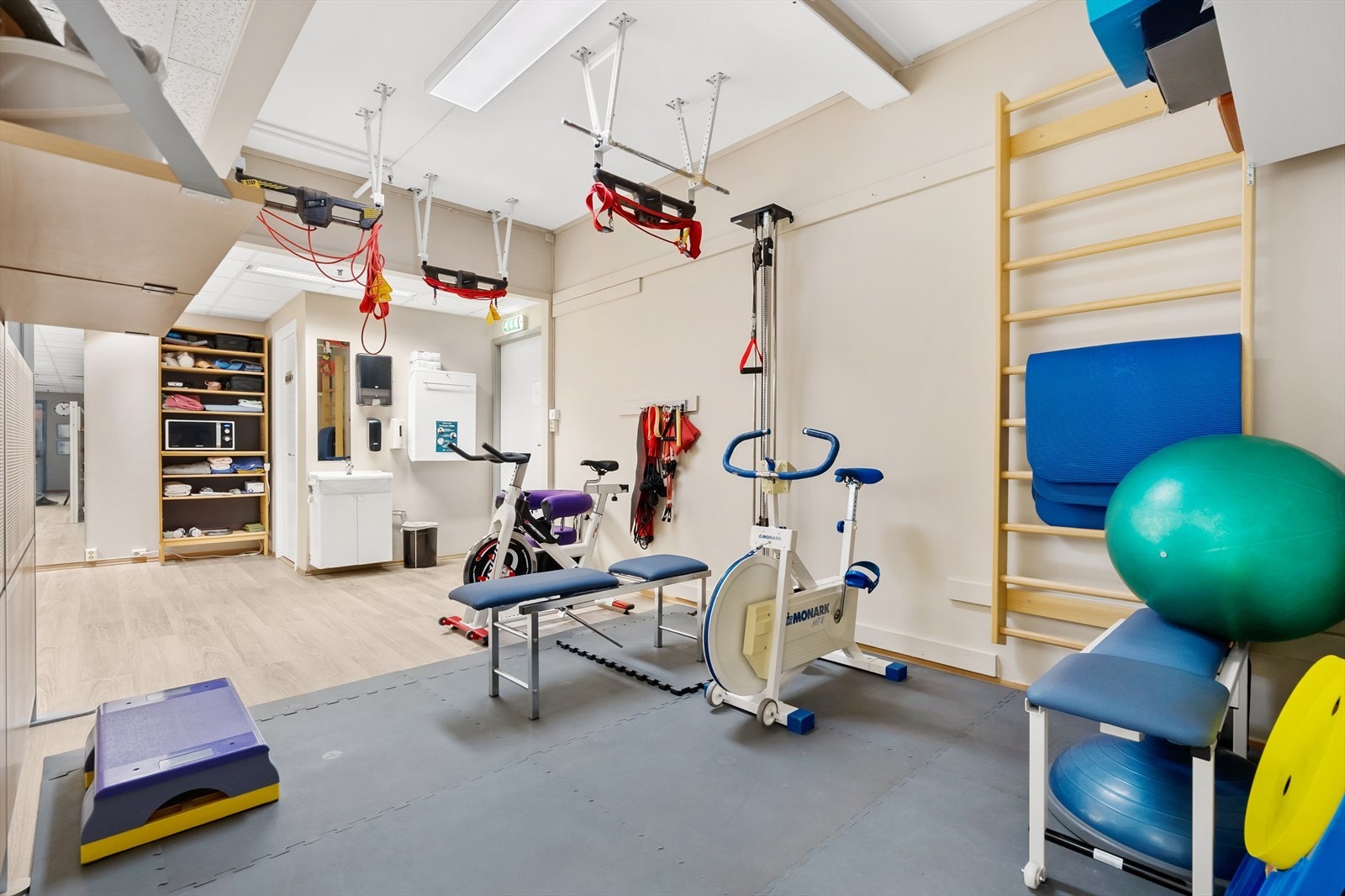 Dagens leietaker driver fysioterapi. Galleribilde