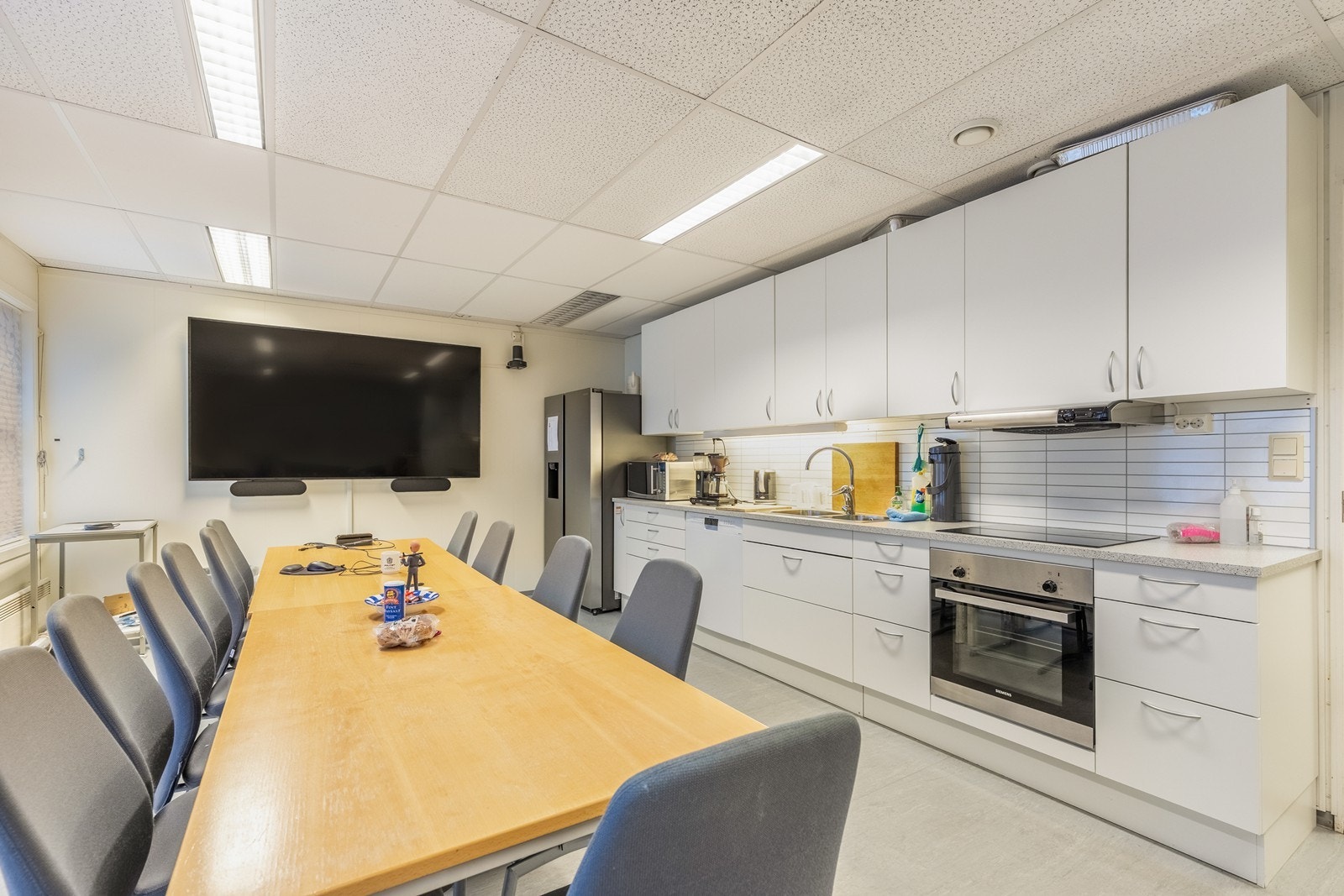 Kjøkken/spiserom. Galleribilde