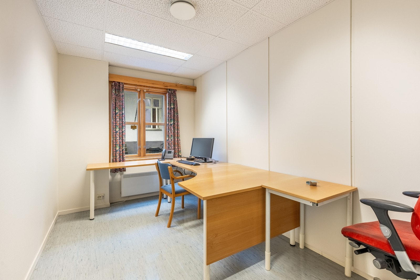 Kontor. Galleribilde