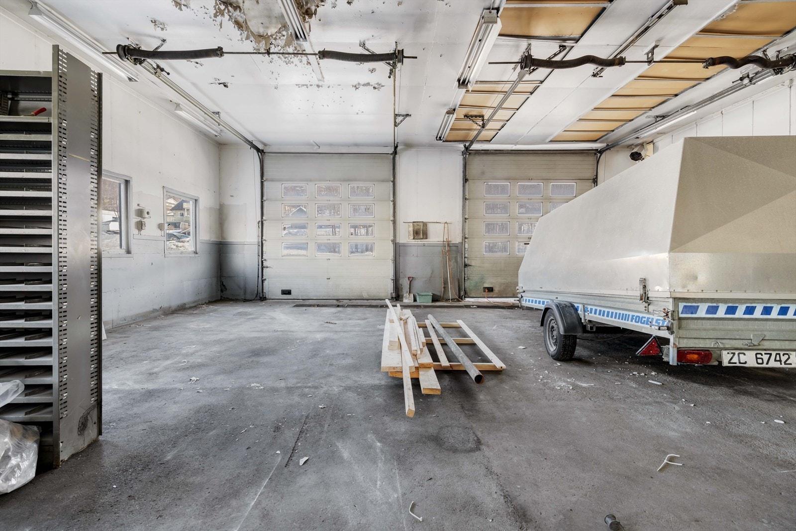 Lager/vaskehall Galleribilde