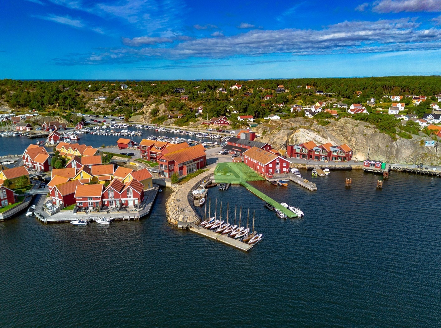 Brygge tilhørende strandparsell oppmerket Galleribilde