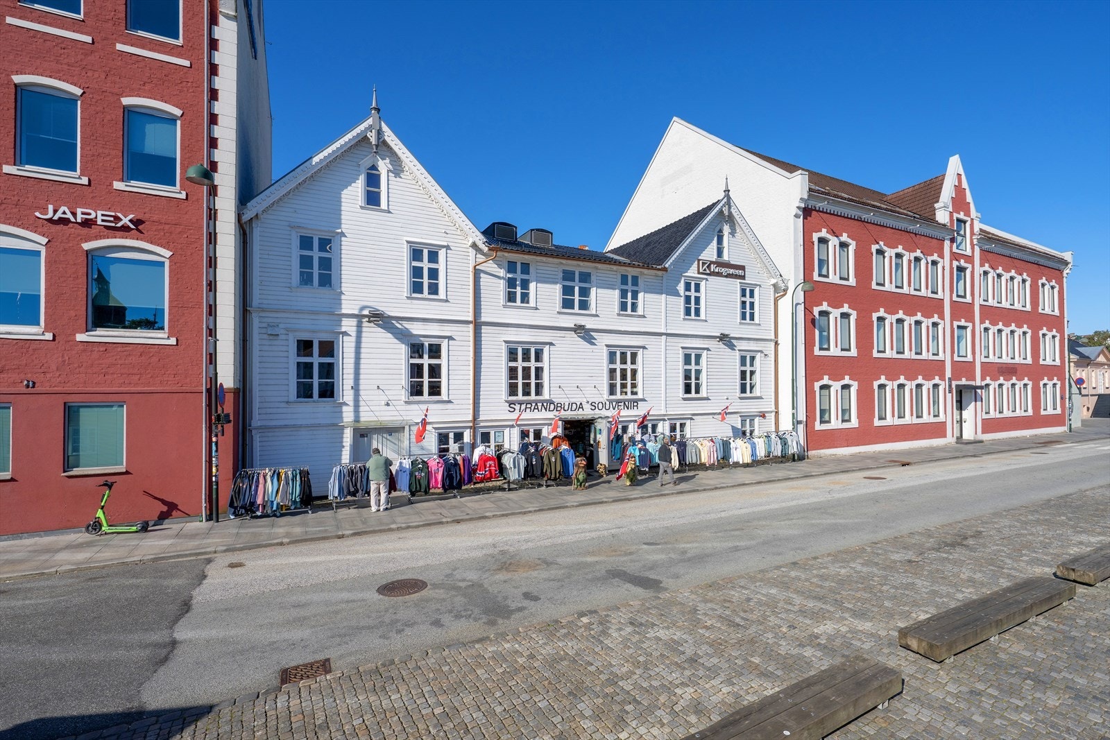 Ledig kontoretasje i 2 etg. Galleribilde