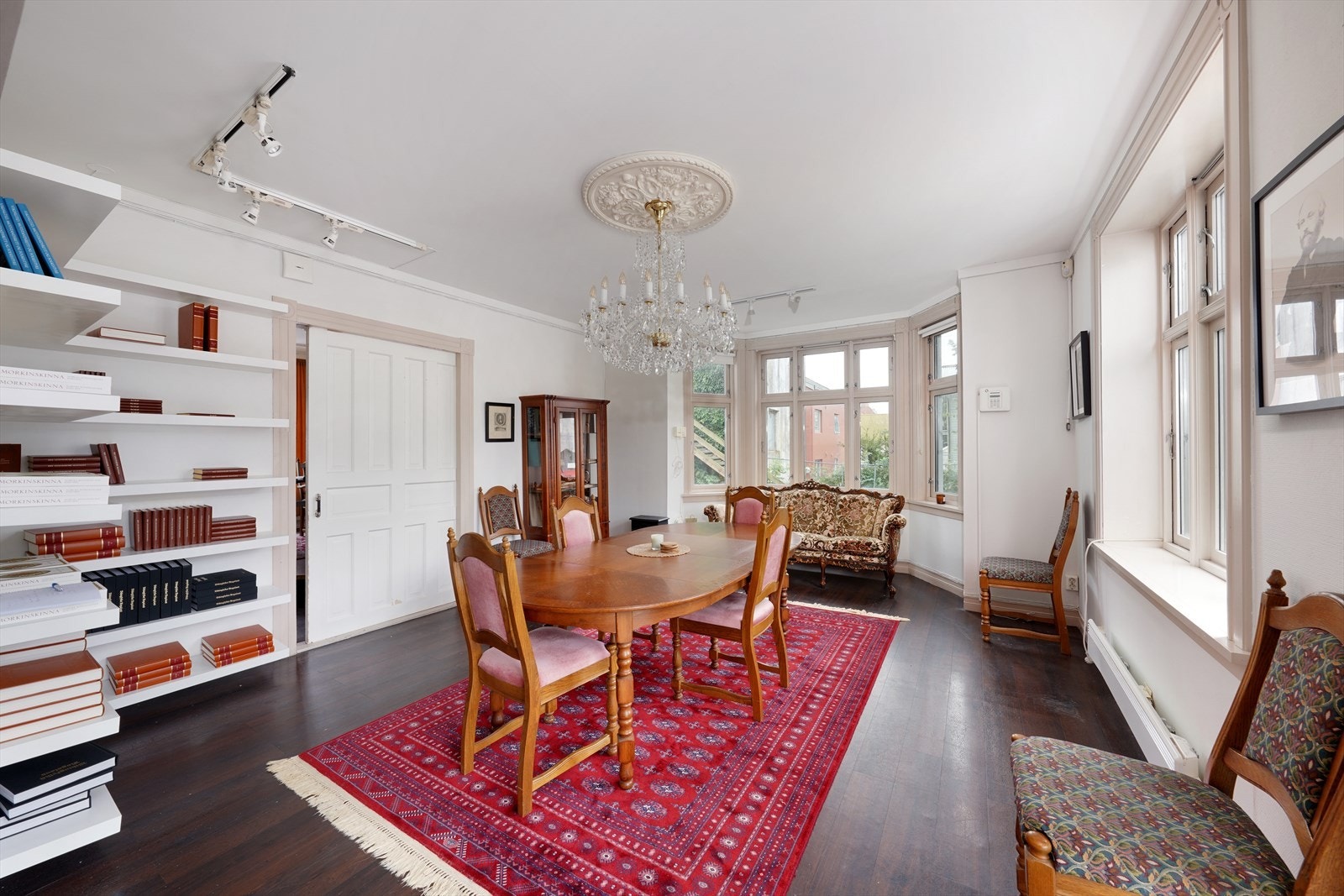 Storgata 51 - 1 etg. Galleribilde