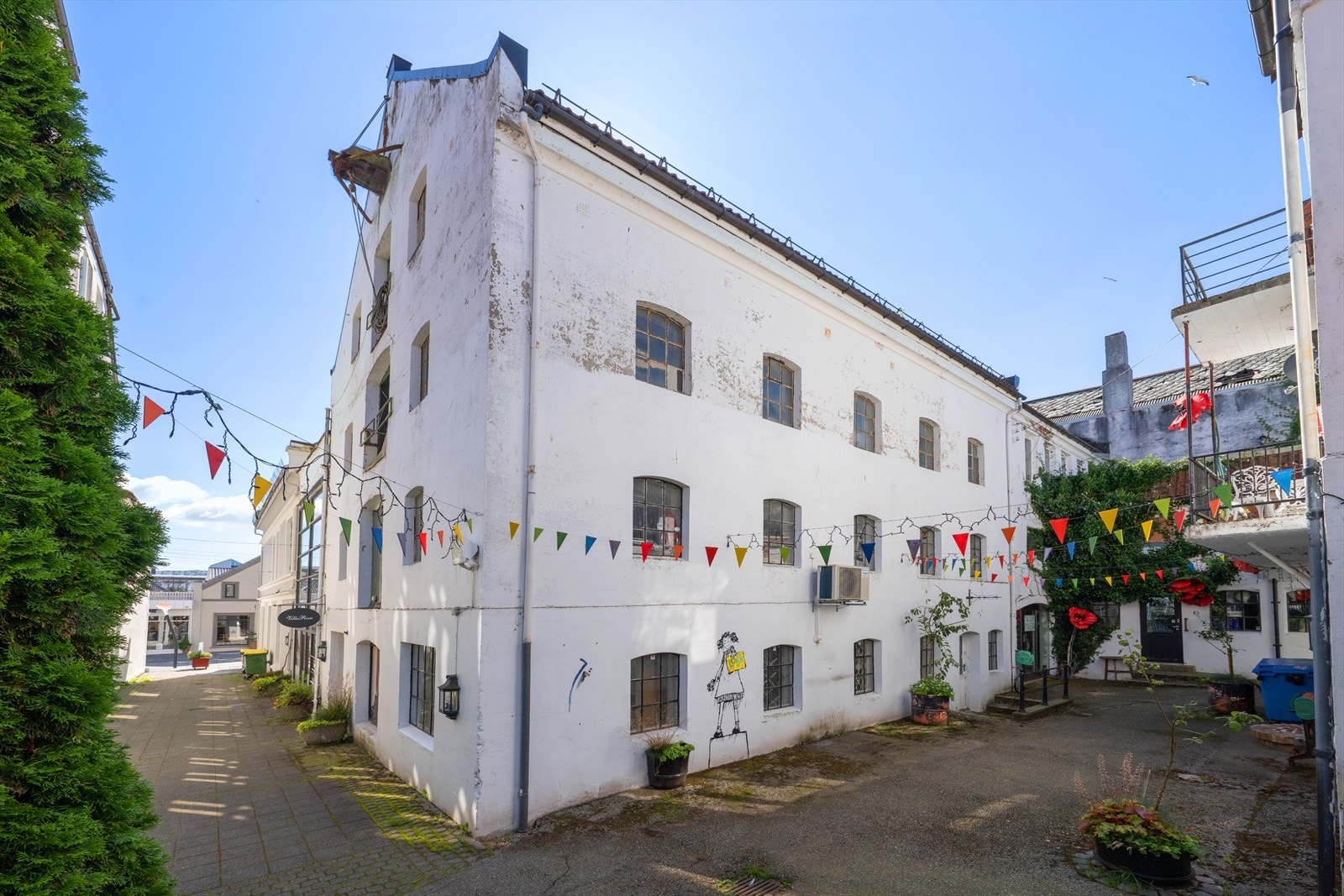 Langgaten 36, bakesiden av bygget. Galleribilde