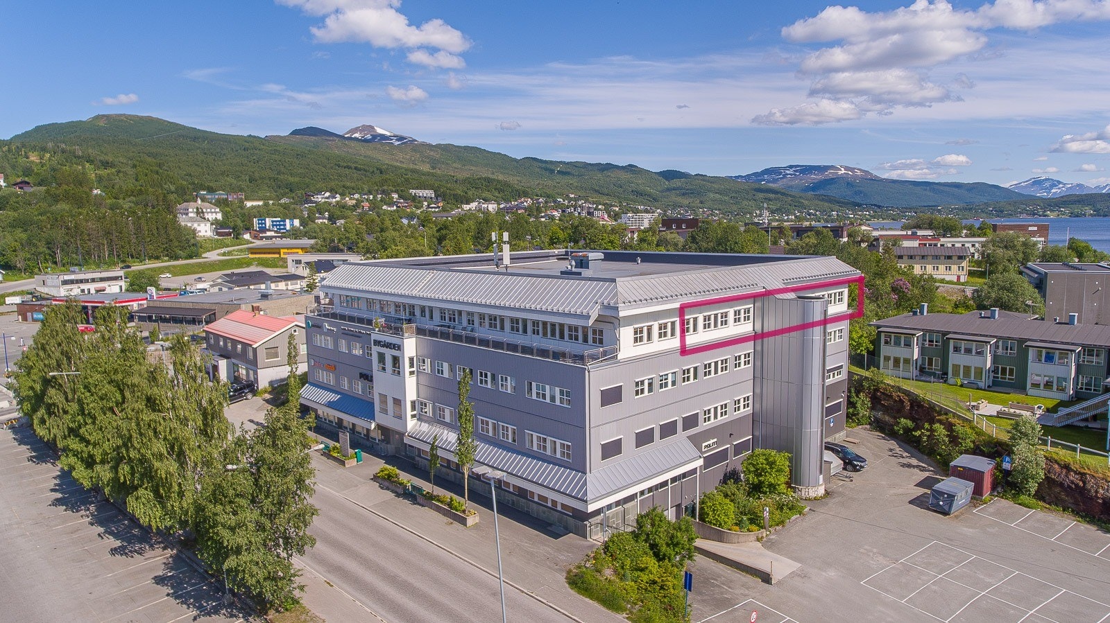Avmerket hvor kontorene ligger Galleribilde