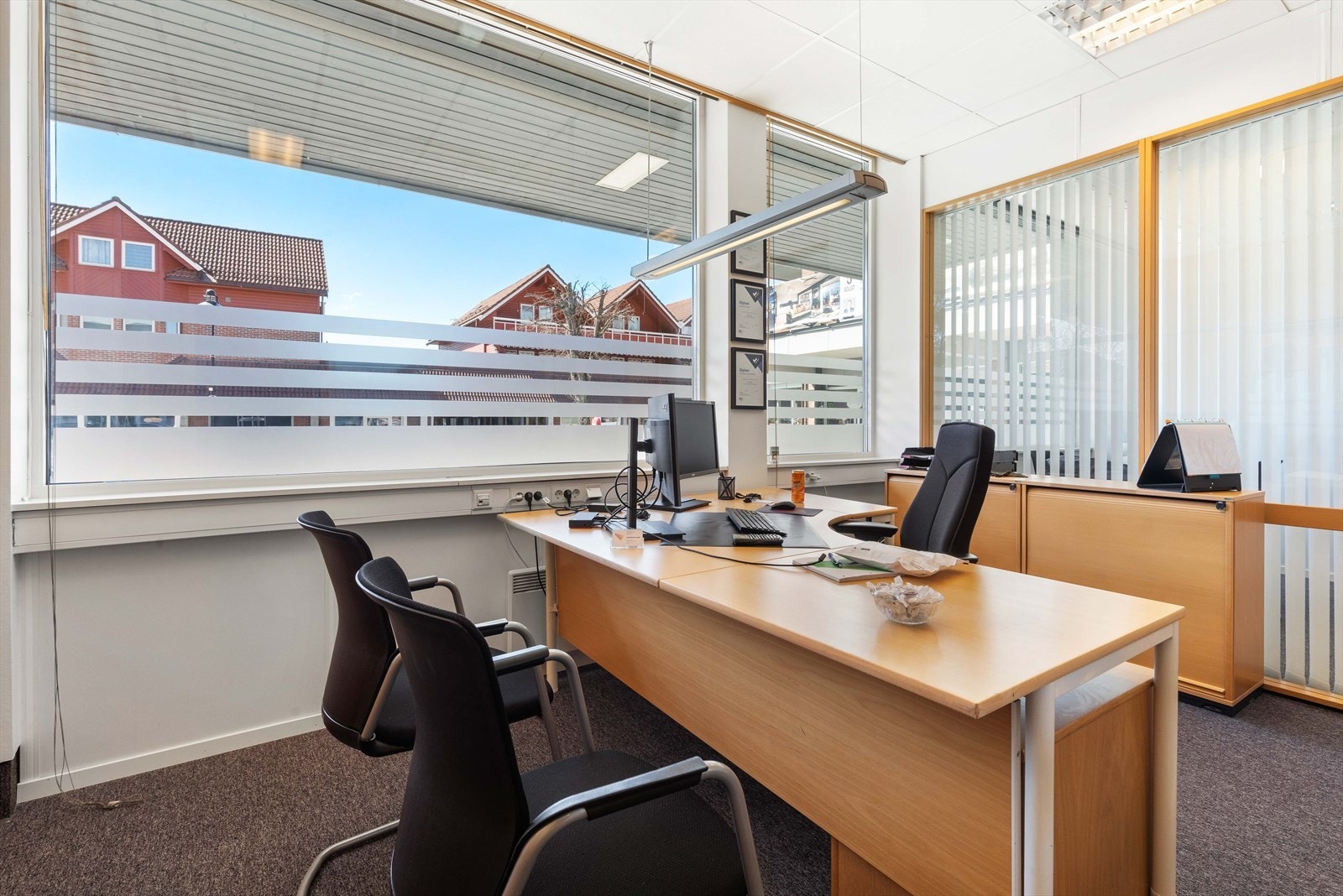 Kontor. Galleribilde