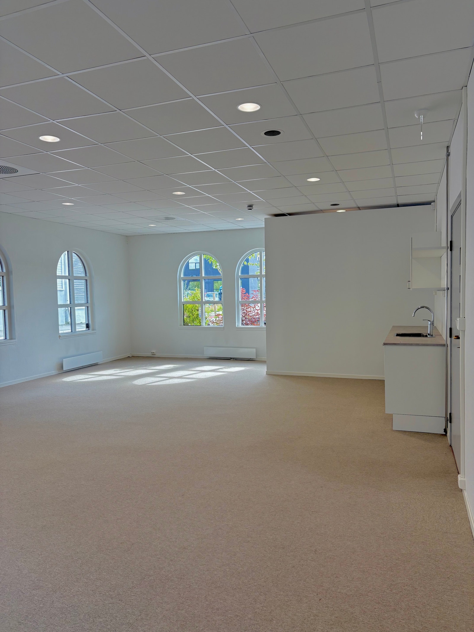 Ledig areal på ca. 90kvm. Galleribilde