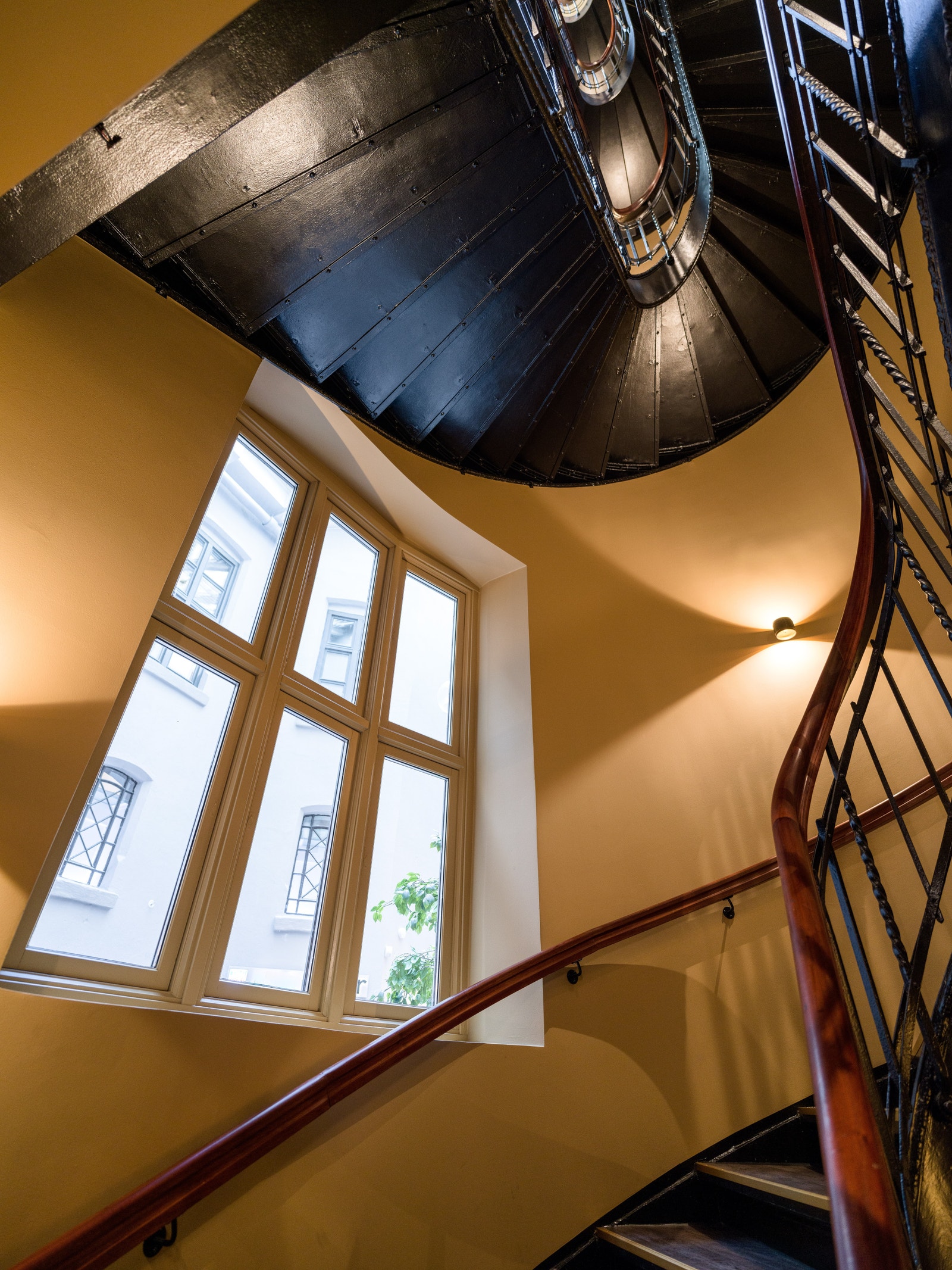 Vakkert klassisk trappeløp Galleribilde