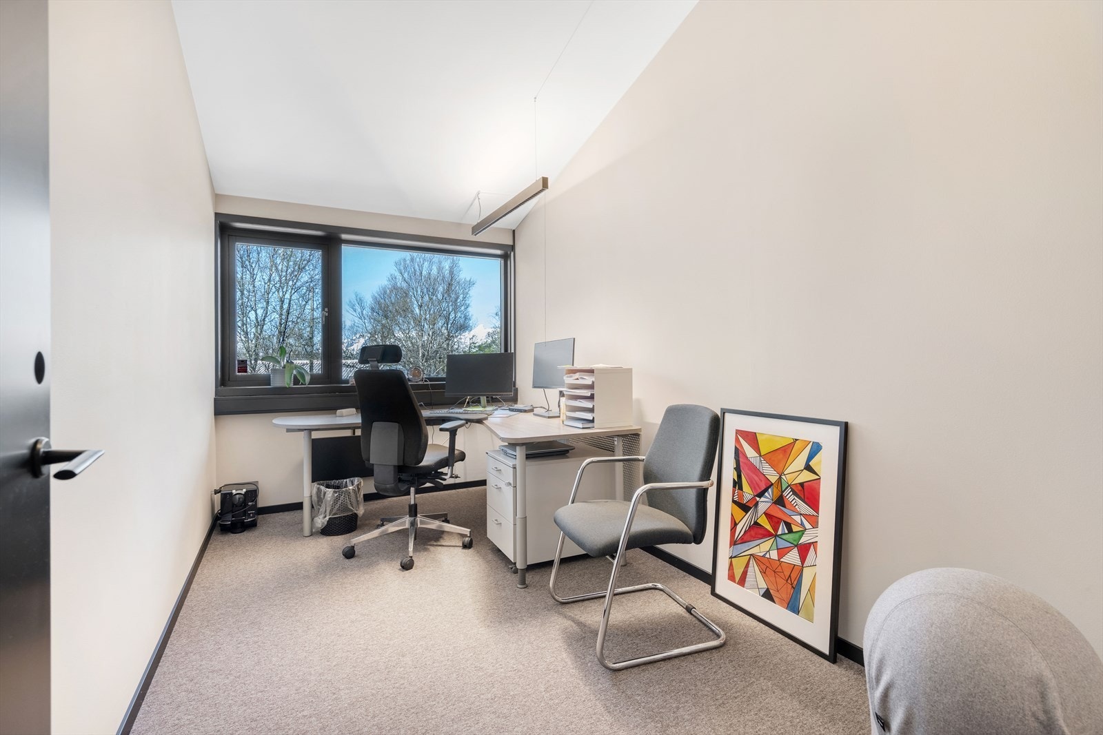 Oppgradert cellekontor Galleribilde