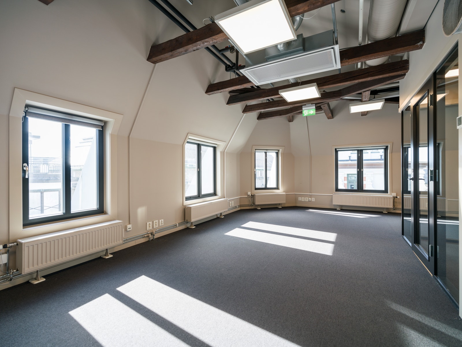 Åpne soner Galleribilde