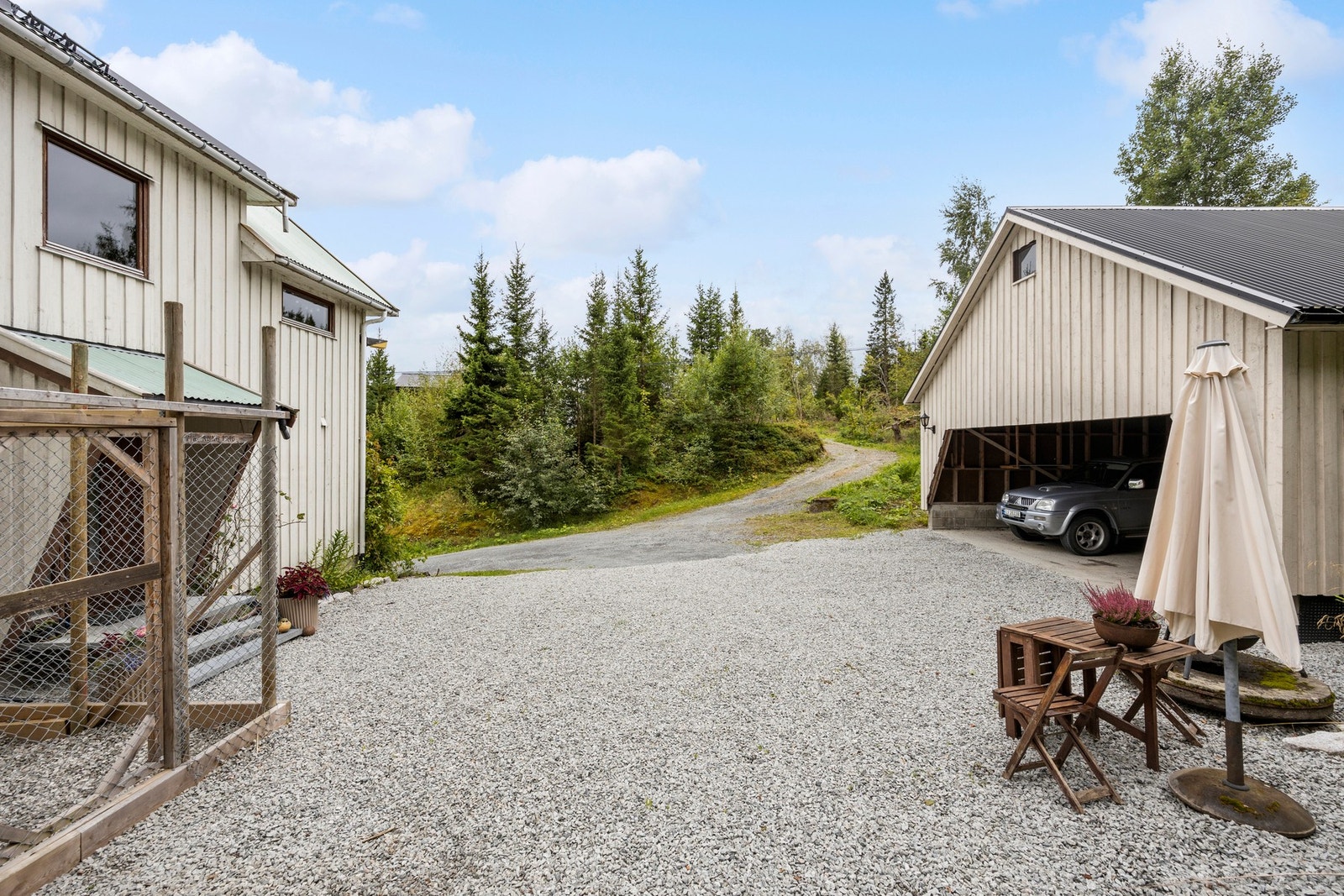 Fine turmuligheter rett utenfor døren - både sommer og vinter Galleribilde