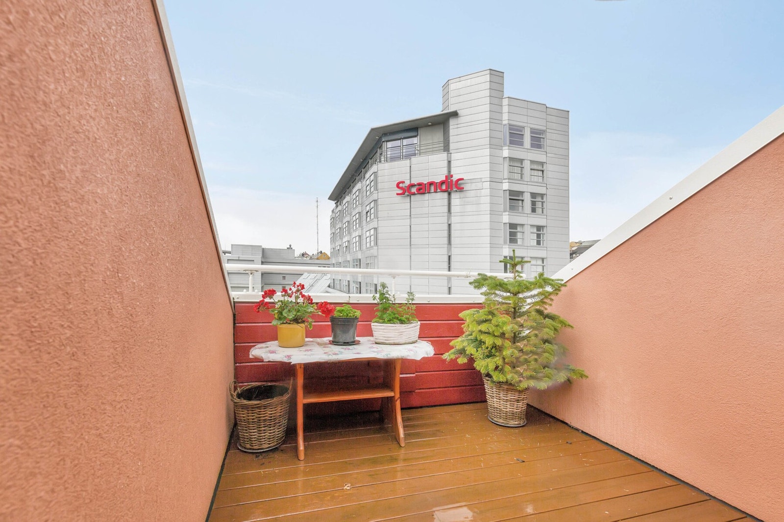 Utgang fra soverom til takterrasse Galleribilde