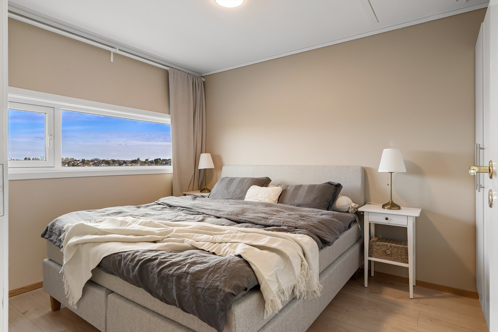 Soverom. Galleribilde