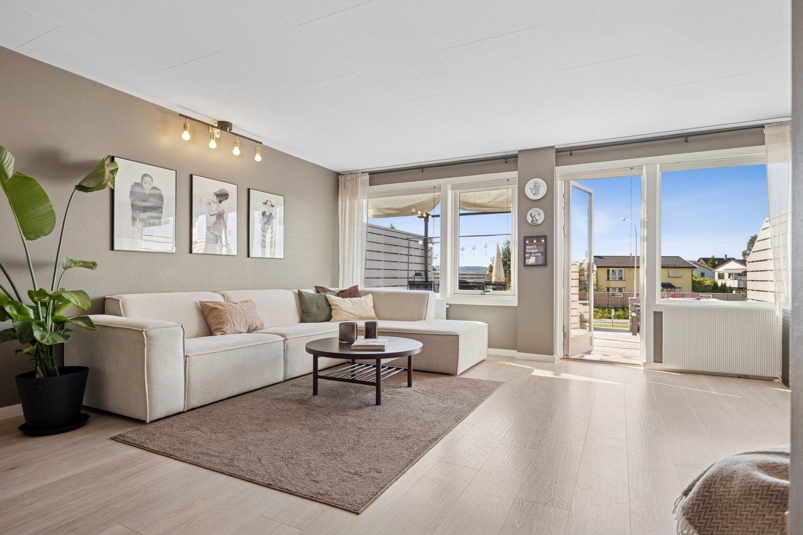 Det er oppvarming via radiatorer som gir en jevn og god temperatur året gjennom. Galleribilde