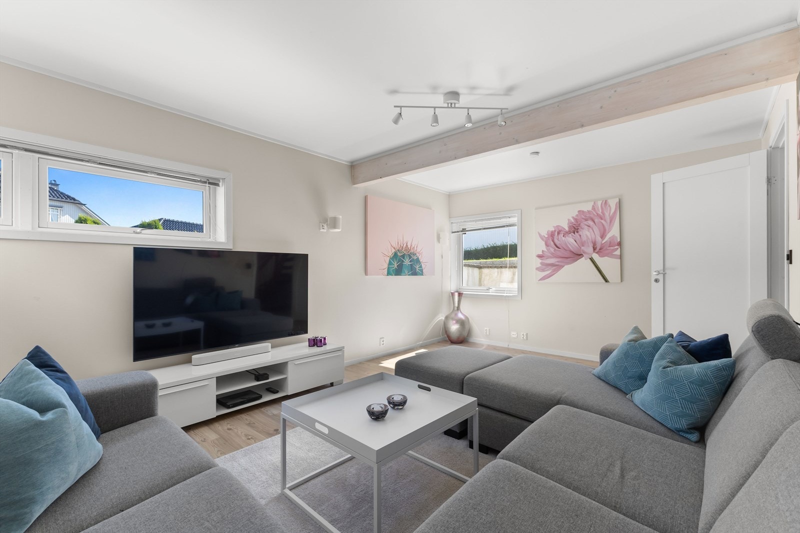 Kjellerstue. Galleribilde