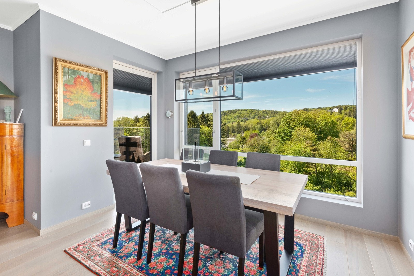 Hyggelig spisestueavdeling Galleribilde