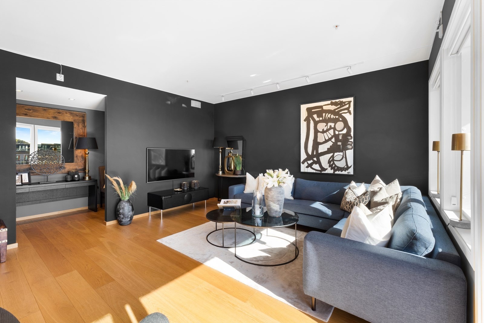 Balansert ventilasjon og vannbåren gulvvarme Galleribilde