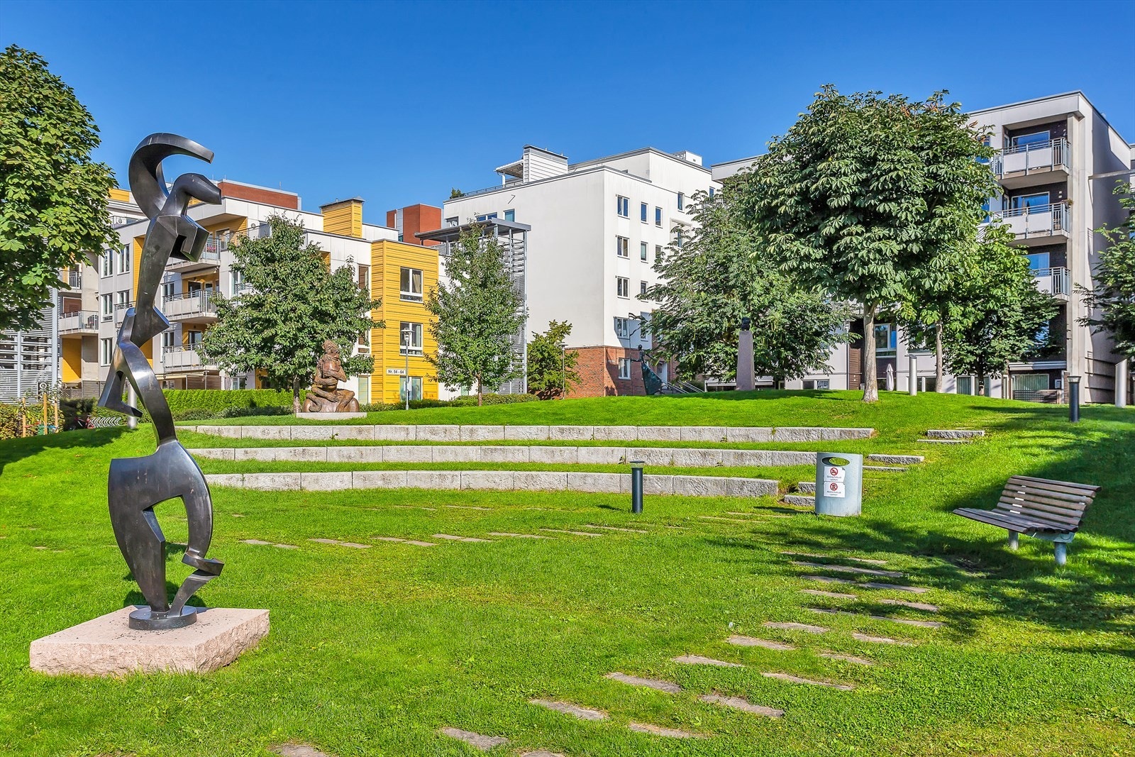 Peer Gynt-parken / Lørenparken er nok et fint grøntområde i nærheten. Galleribilde