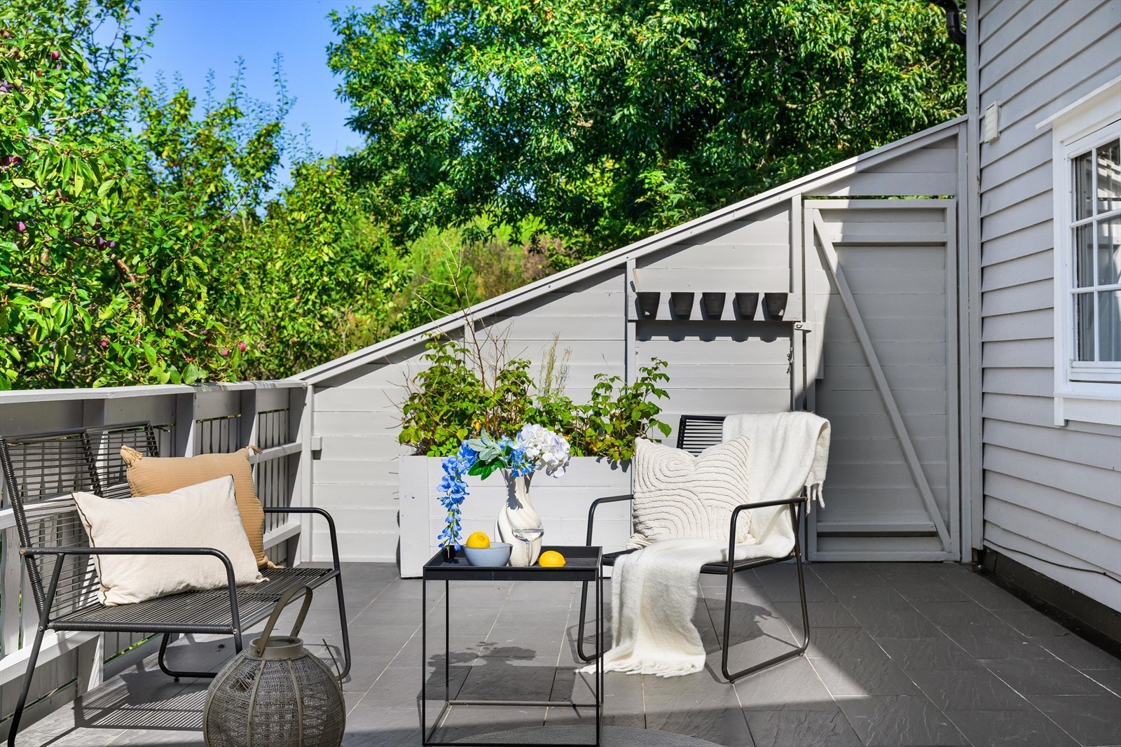 Solrik terrasse Galleribilde