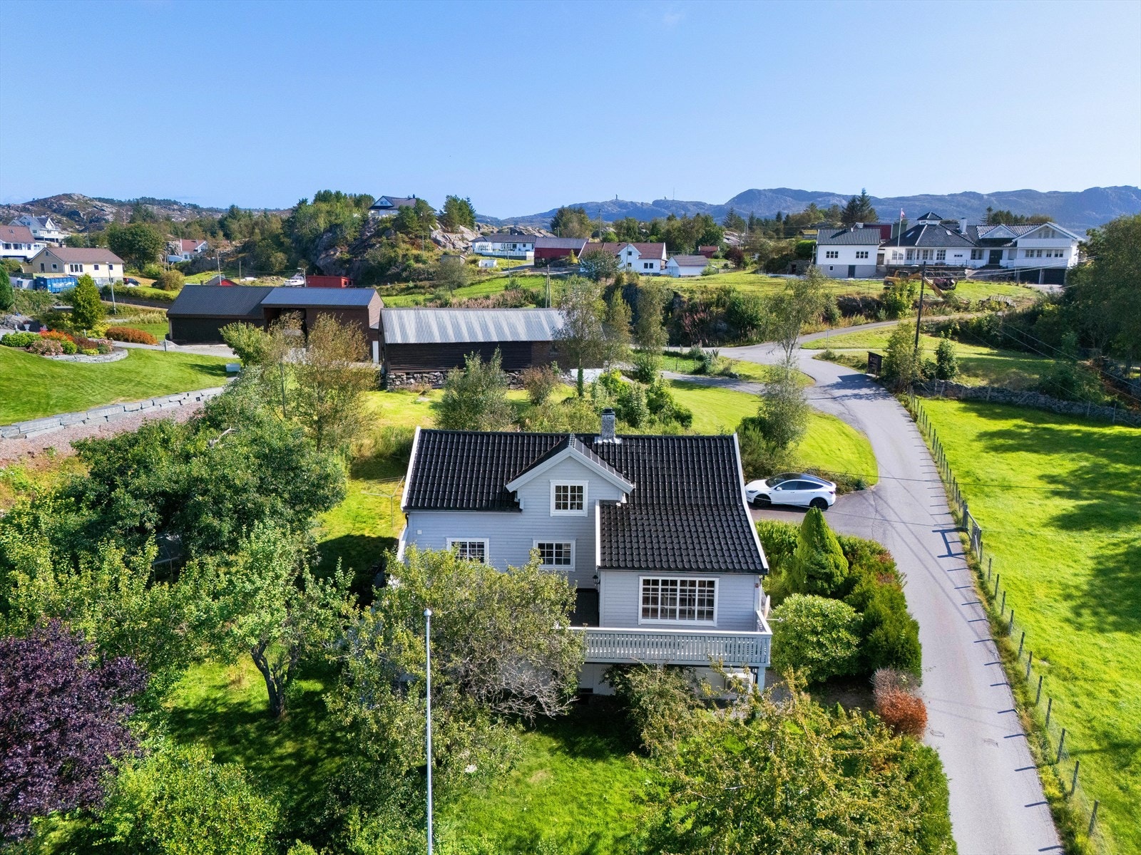 EiendomsMegler 1 v/Merete Seim har gleden av å presentere Brunabrekko 9 Galleribilde