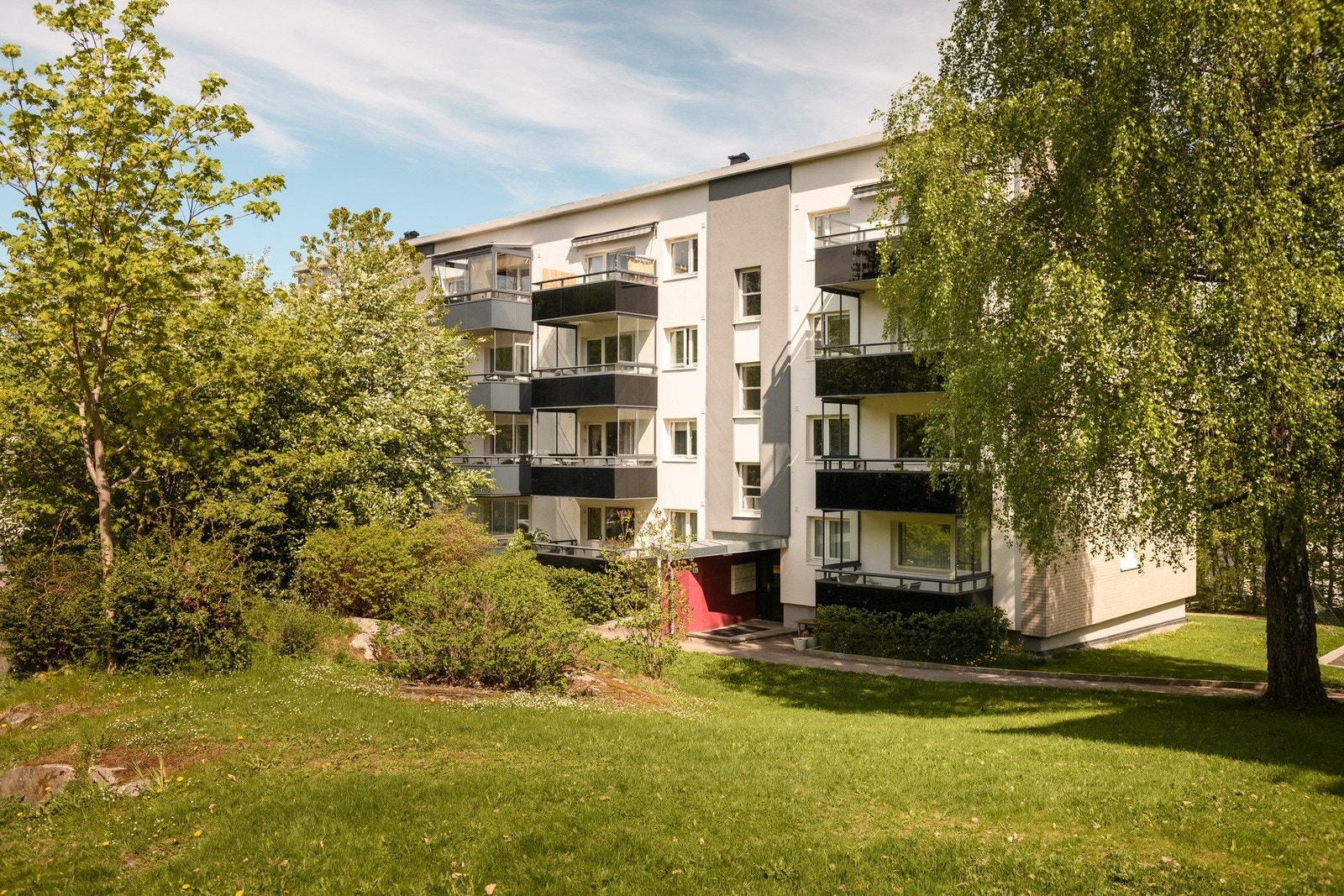 Kort vei til kollektivtransport, butikker og servicetilbud. Galleribilde